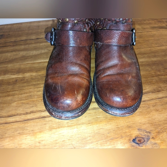 Frye Jenna Cut Stud Boots - Picture 5 of 5